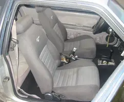 00Seats3.webp