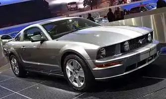 l_0203Ford_mustang_GT.webp