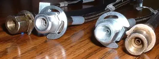 russel brake line front threads.webp