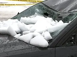 ice_cruhes_car011907.webp