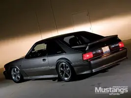 mdmp_0903_05_z1988_mustang_gtbackview.webp