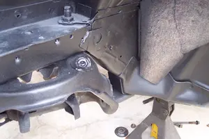 mustangengineswap003.webp