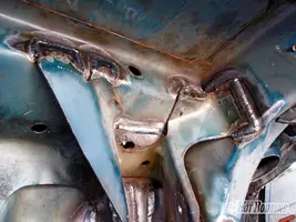 0911phr_05_z+1993_ford_mustang_notchback+control_arm_brackets.webp