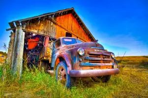 Oldfarmtruck2.webp