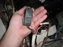24955d1173729599-5-0l-engine-electrical-relays-wiring-help-please-2463784_46_full.webp
