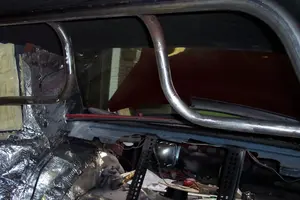 mustangengineswap248.webp