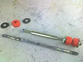 Swaybar - end link compare.webp