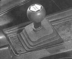69-cougar-2-speed-rearend-prototype-shifter-in-console.jpg.webp