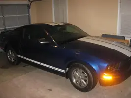Car w.stripes.webp