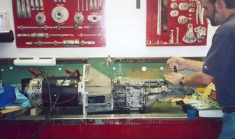 motor-T5trans-assy.webp