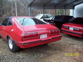 the 2  tail lights.webp
