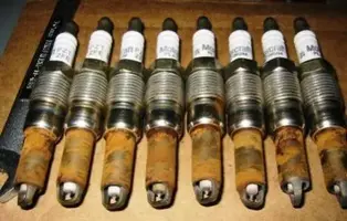 Ford_Spark_Plug_Problems.webp