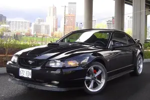 01 Mustang GT.webp