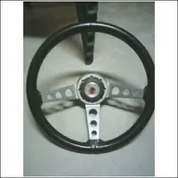 78mustangwheel.webp