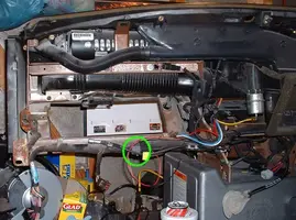 air bag diagnostic connector.webp