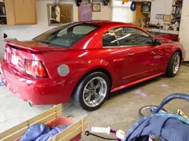 mustang garage.webp