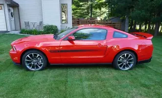 2011_Mustang_GT1.webp
