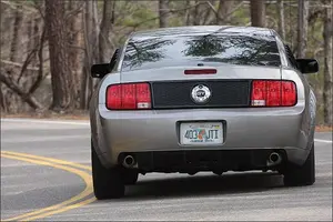 2009 Mustang GT CS Vapor Draw-Tite Hitch2.webp