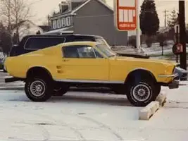 mustang_4X4.webp