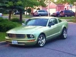2005 mustang a.webp 2005 mustang a.webp