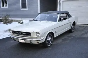 1965mustangconvMass.jpgLFxxxxxxxsmall_DSC3740.webp