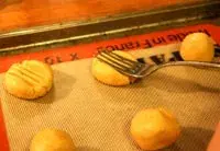 peanut-butter-cookie-2.webp