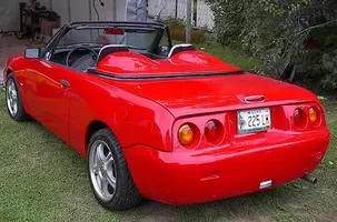 red_capri_1_full-725386.webp