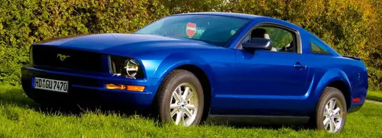 Sabine-Mustang-04.webp