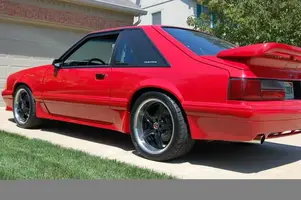 red_black.webp