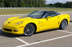 ag_09zr1_leftfrt_yellow.webp