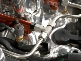 m5lp_0603_25z+1987_Ford_Mustang+Nitrous_Hose.webp