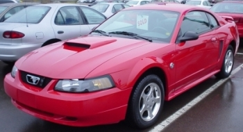 2004-Ford-Mustang-1.webp