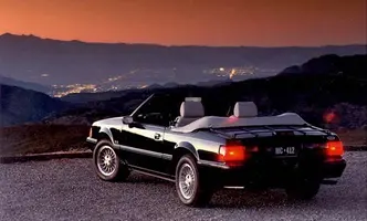 90_MustangLX-5-0_Pic.webp