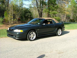 8314-1998-Ford-Mustang.webp