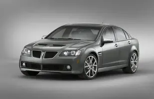 2008_pontiac_g8-thumb.webp