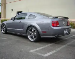 2006MustangGT006.webp