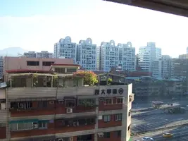 100_0561.webp