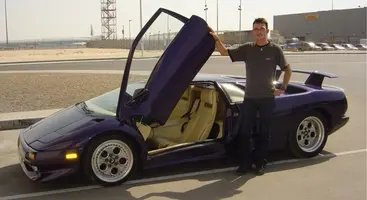 91-lamborghini-side.webp