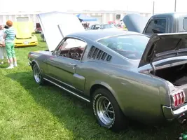 carshowpics017.webp