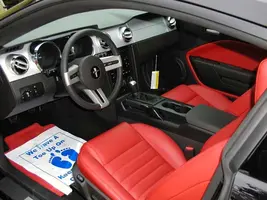 05interior.webp