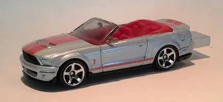 autodrive_2010_Shelby_mustang_gt500_silver_convertible_05.webp