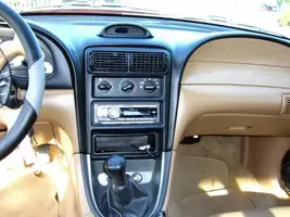 2006-05-03-MustangGT0271-1.webp