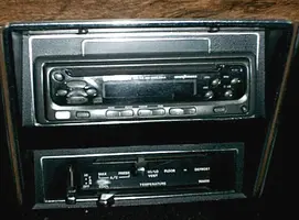radiobezelred722.webp
