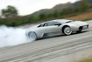Lamborghini-05Murcielagospin.webp
