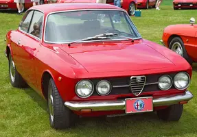 1969-Alfa-Romeo-GTV-1750-Red-Front-Angle-st.webp