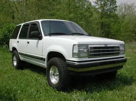 8264truck_passenger_corner.webp