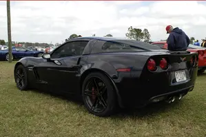 black-c6-z06.webp