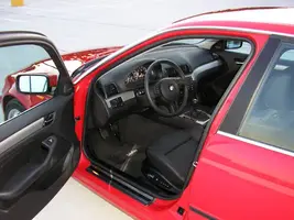 330i_5.webp