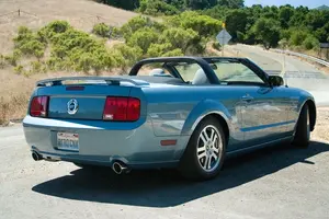 2005mustang0445hj.webp