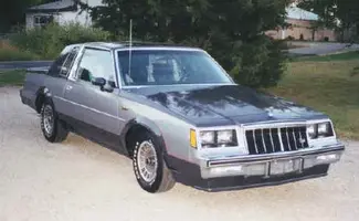 buick-grandnational-1982a.webp